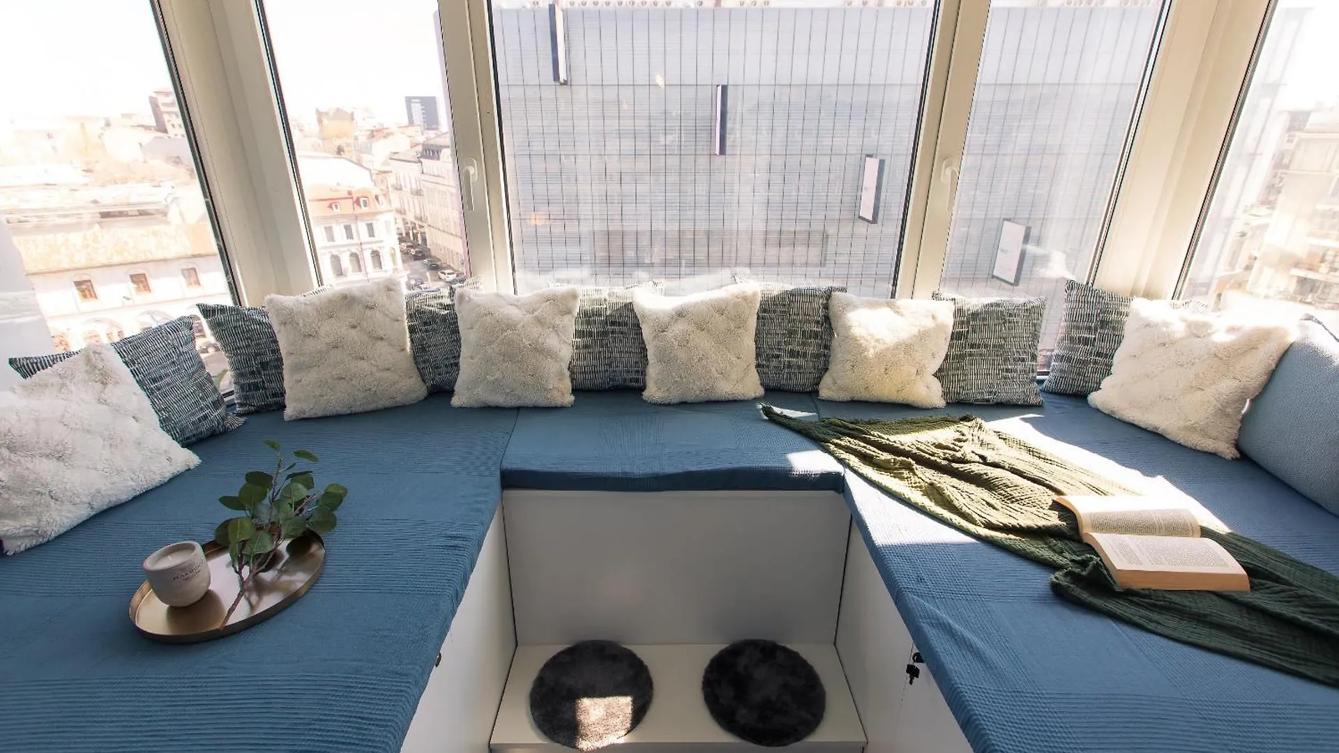Old Town Apartment With Amazing View From The Balcony Bucharest Romania