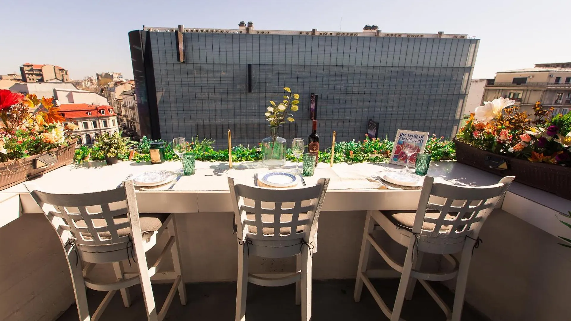 Old Town Apartment With Amazing View From The Balcony Bucarest